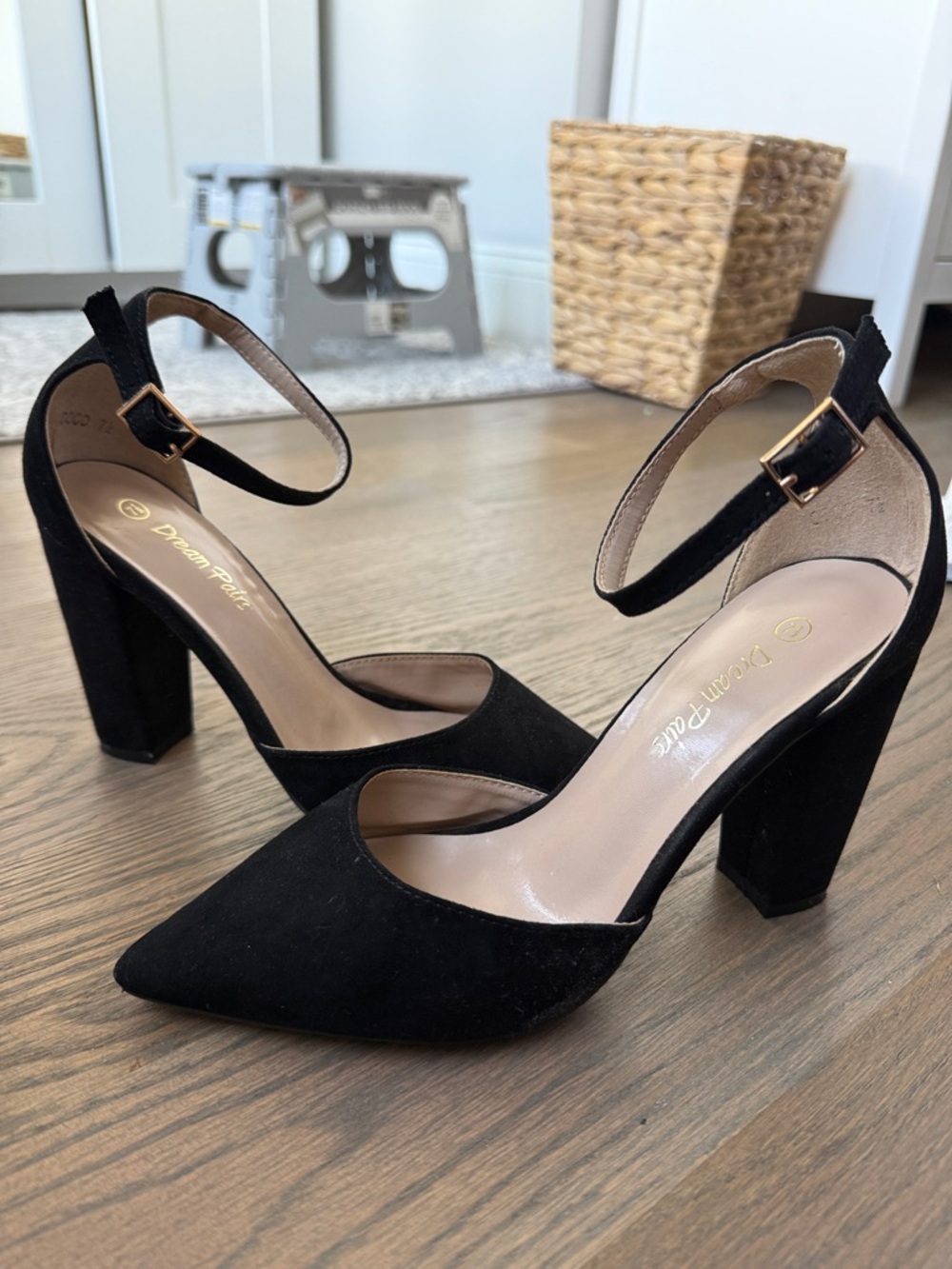 Dream Pairs Black Suede Pointed Toe Ankle Strap Block Heels
